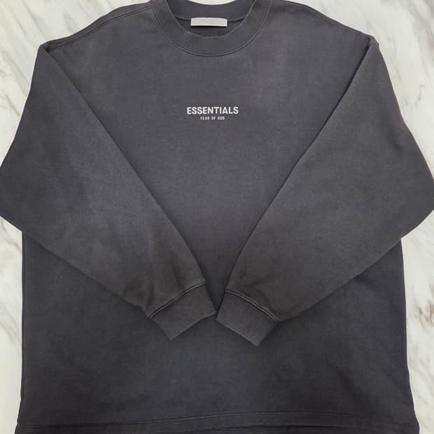 피오갓에센셜 릴렉시드 크루넥 스웻셔츠