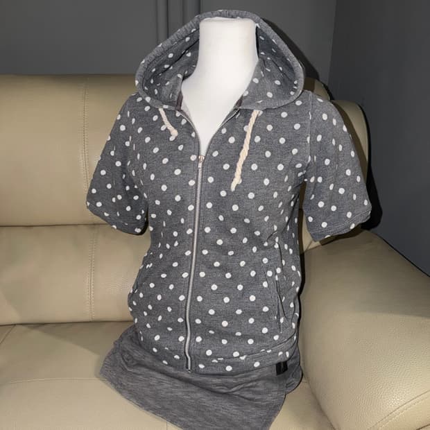 dot pattern hood zip-up