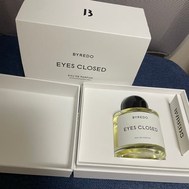 바이레도 eyes closed