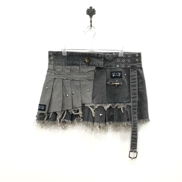 reworked punching grunge grey skirt