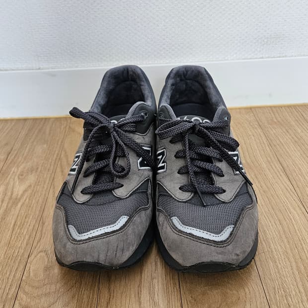뉴발란스 1600 다크그레이 275