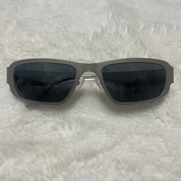 티미드프리크 선글라스