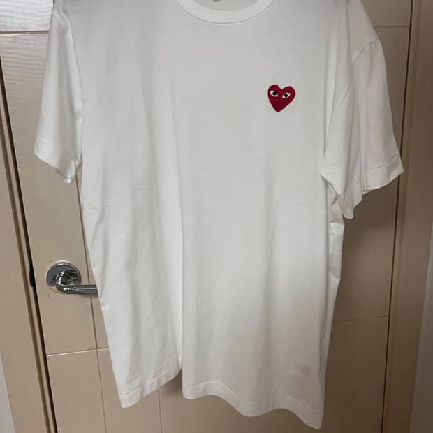 Play Comme des Garcons Red Heart T-Shirt