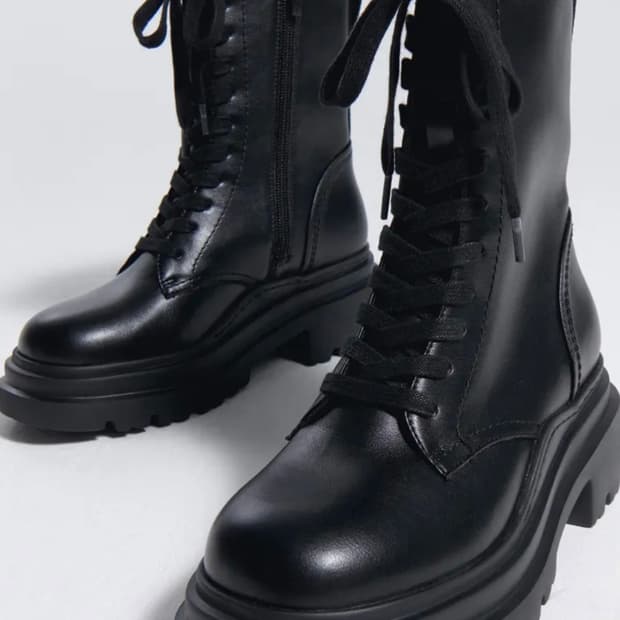 질바이질스튜어트 블랙 플랫폼 워커 부츠235(단종)