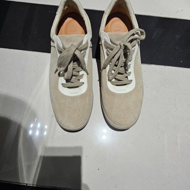 킨치 WEAKER 833 베이지 270 사이즈