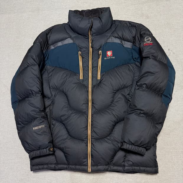 블랙야크 익스트림 피크 윈드스토퍼 패딩