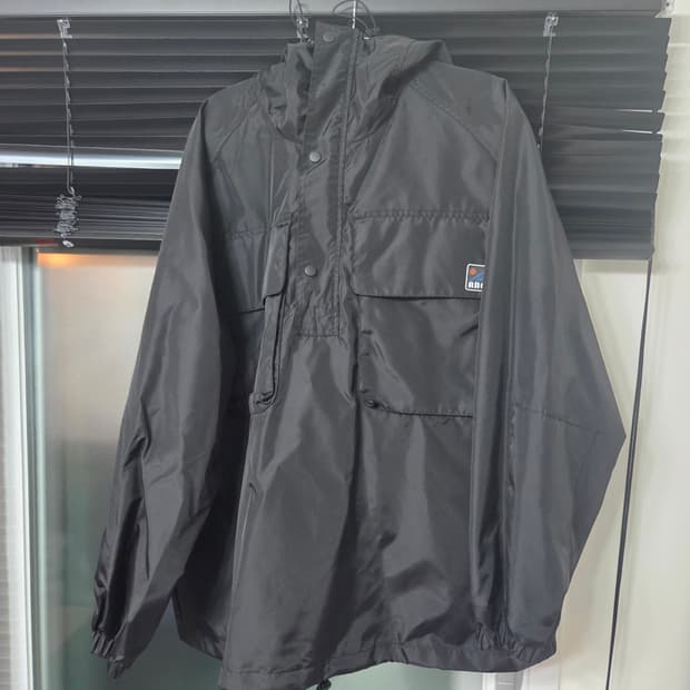 앵글런 마운틴 아노락