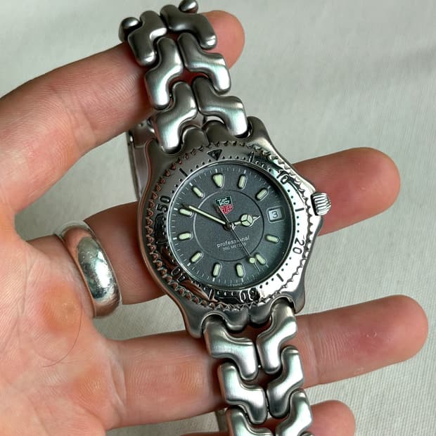 태그호이어 S/el 그레이 다이얼 40mm