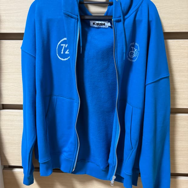 키르시 후드집업