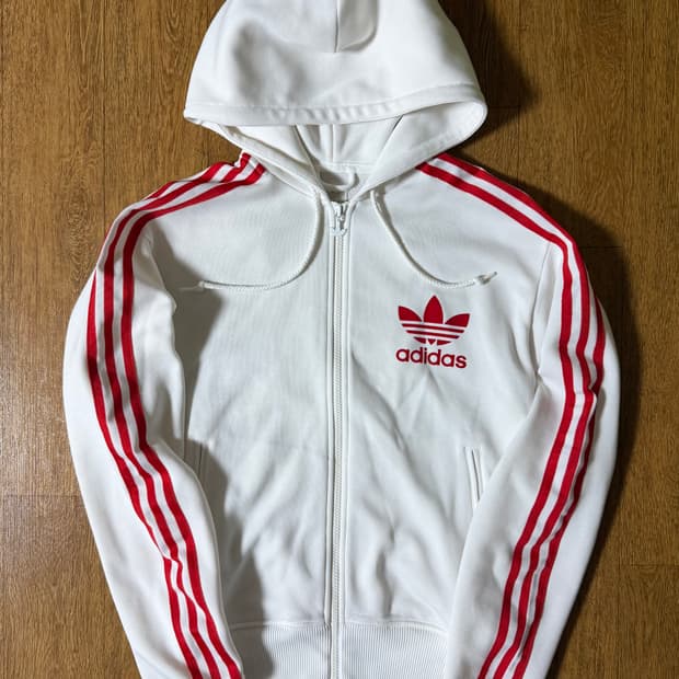 (희귀매물,대대장템!!)아디다스 흰빨 후드플락 95