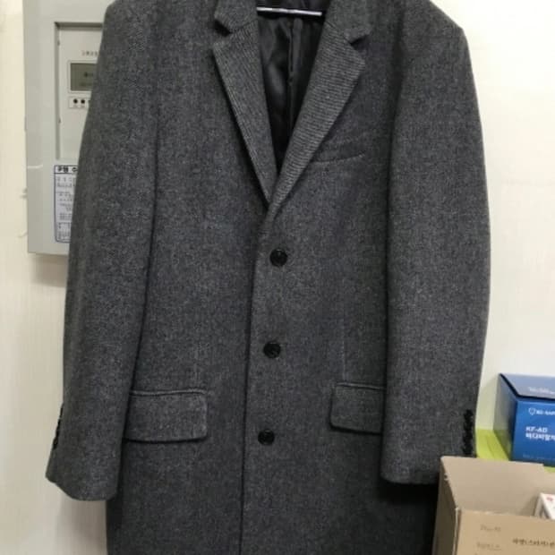 클럽모나코 Manteco Fabric 헤링본 코트