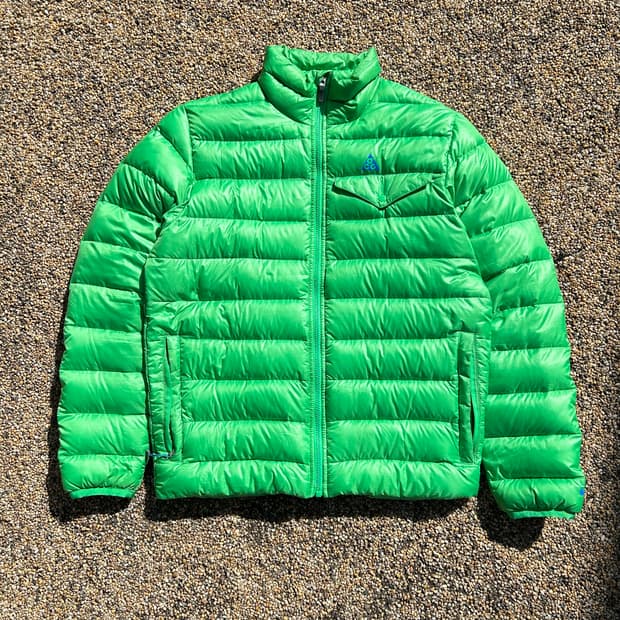 나이키(NIKE) acg 그린 경량 패딩