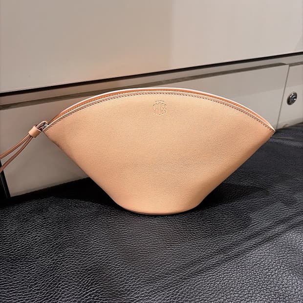 (정품/새상품) 마크 크로스 여성 블러쉬 레더 스트랩 클러치