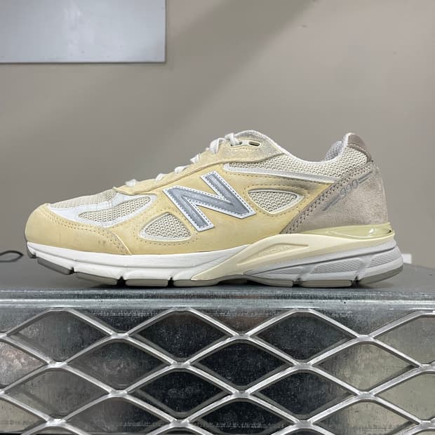 뉴발란스 990v4 베이지 270 
