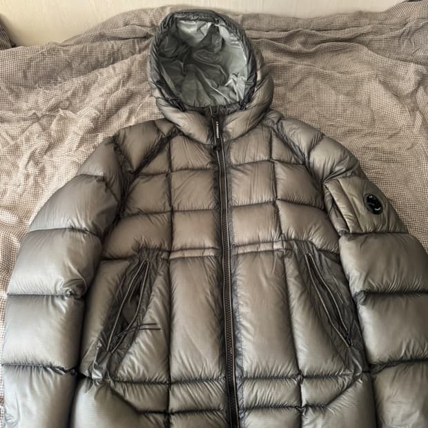 Cp컴퍼니 dd쉘 그레이 50(L)