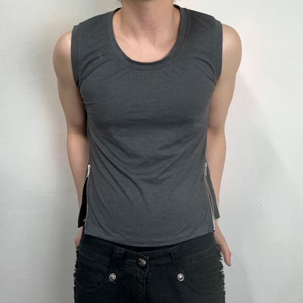 RELIGION ZIP UP TANKTOP