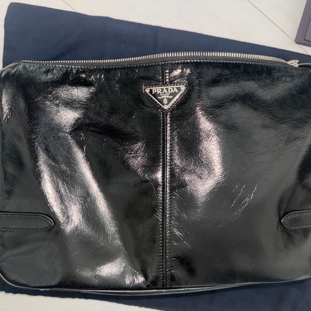 프라다 소프트럭스 크로스백