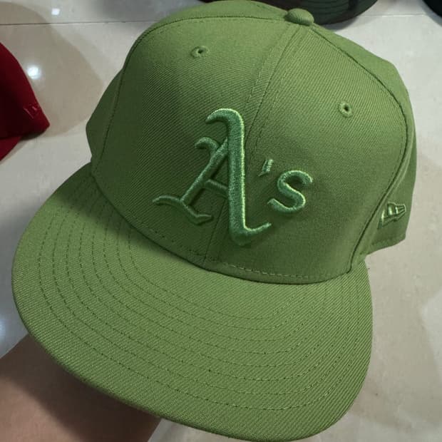 뉴에라 오클랜드 애슬레틱스 5/8 미시착 처분 