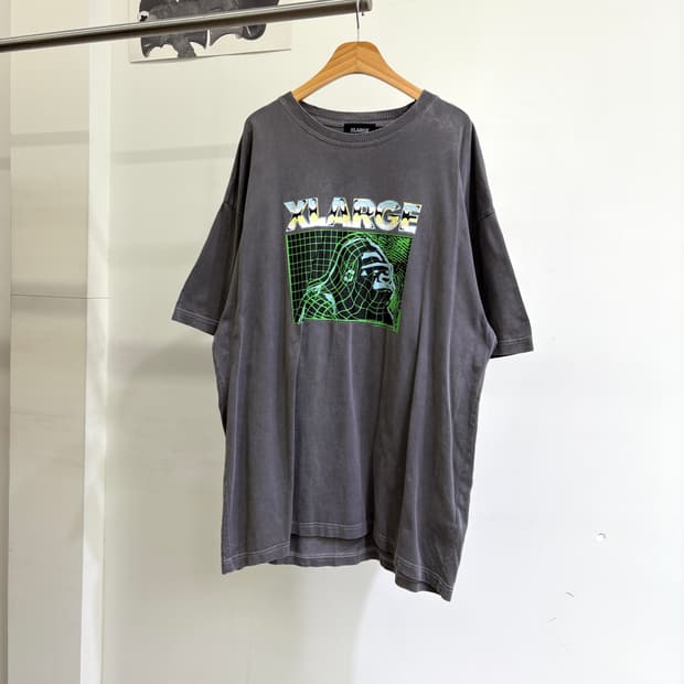 XLARGE 반팔 티셔츠