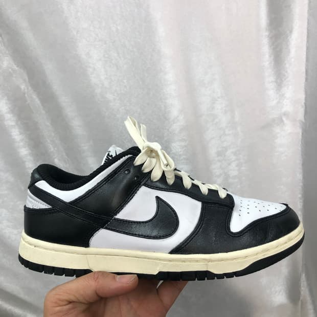 나이키 덩크로우 빈티지 블랙 앤 화이트 스니커즈 240사이즈 