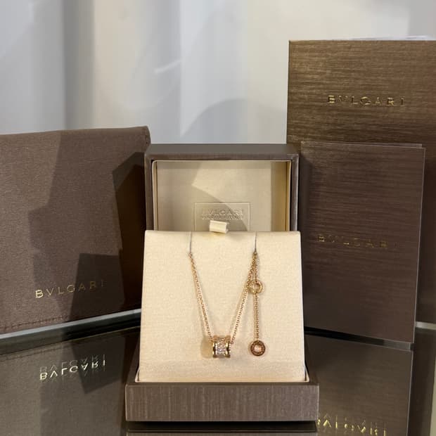 불가리 다이아 비제로원 18K 골드 목걸이