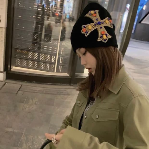 십자가 큐빅 비니 