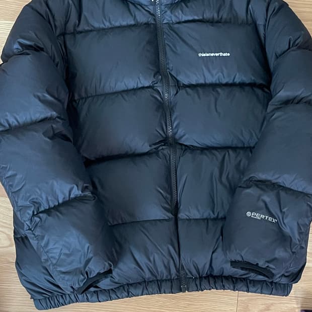 [L]디스이즈네버댓 퍼텍스 패딩 블랙