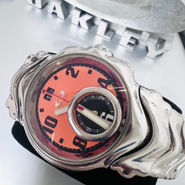 Oakley Judge 2 Orange Metal watch