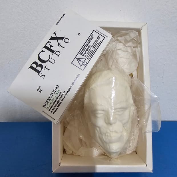 BCFX  studio 빌리최사인  레진 수제 냉장고자석 미사용 8*5