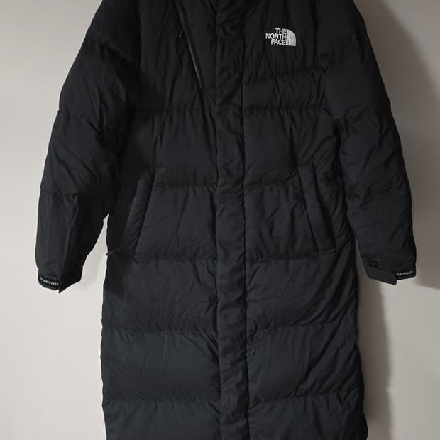 노스페이스 남자 구스다운 롱패딩.
싸이즈 95 m