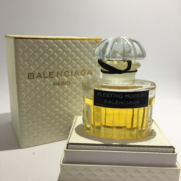 발렌시아가 플리팅 모먼트 향수  퍼퓸 30ml 빈티지