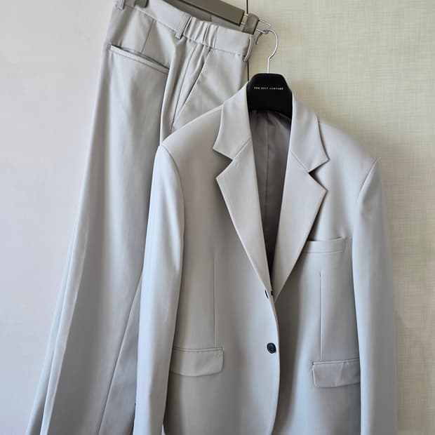 더니트컴퍼니 오버핏 수트한벌