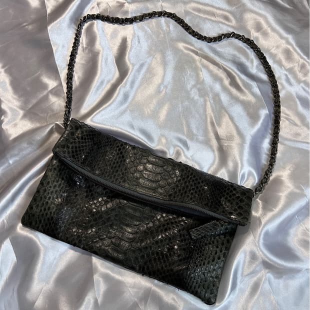 y2k real snake bag