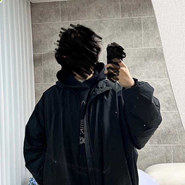 발렌시아가 미니멀 트랙자켓 m. (풀구성품)