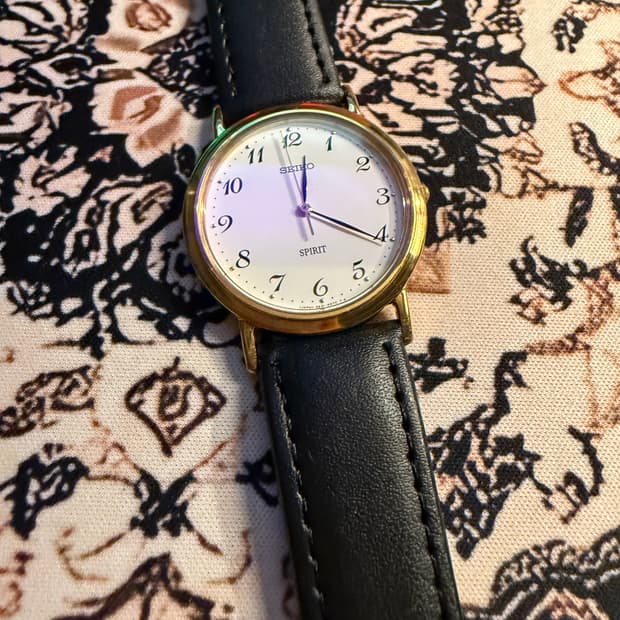 세이코 빈티지 쿼츠 시계