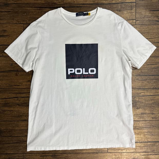 폴로 랄프 로렌(POLO Ralph Lauren) 박스 로고 반팔 티셔츠