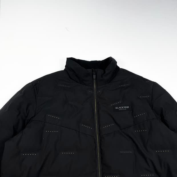 블랙야크 마운틴 블랙 경량패딩 점퍼 (L)