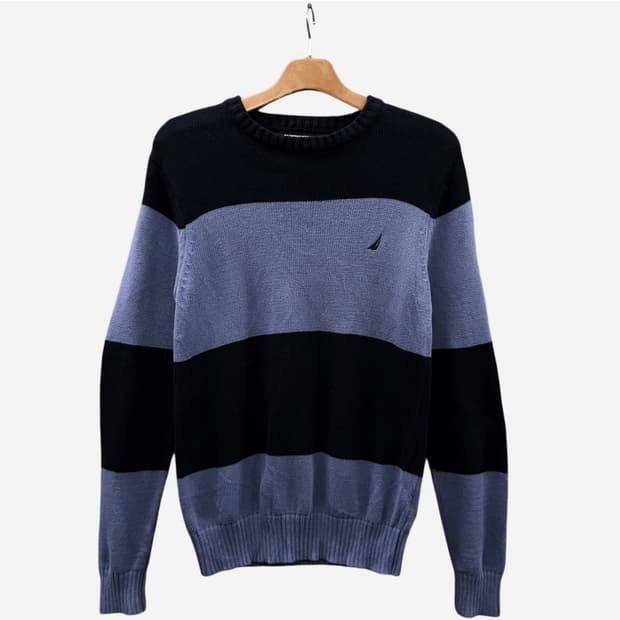 노티카 와이드 스트라이프 코튼니트 톤다운 컬러블럭 로고 디테일 네이비블루