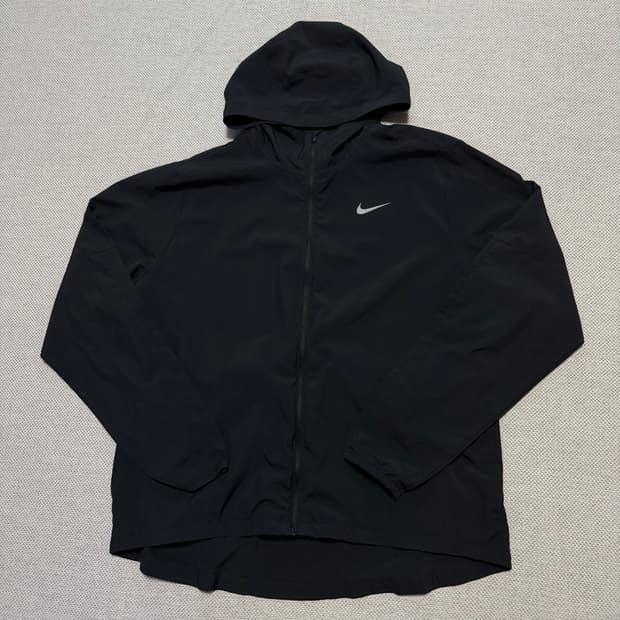 나이키 러닝 드라이핏 경량 바람막이