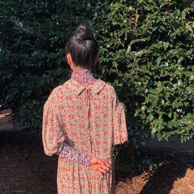 프레클 플라워 백 오픈 쉬폰 드레스 원피스