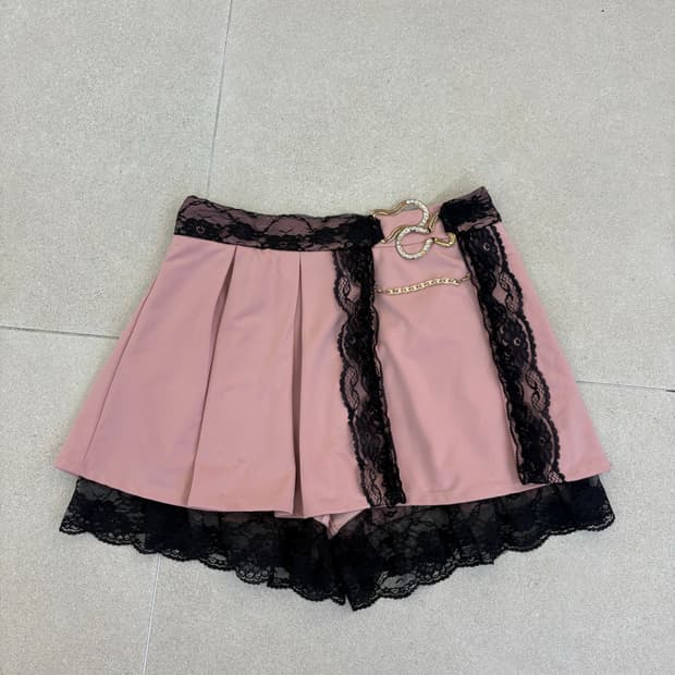 핑크 레이스 큐빅 숏츠