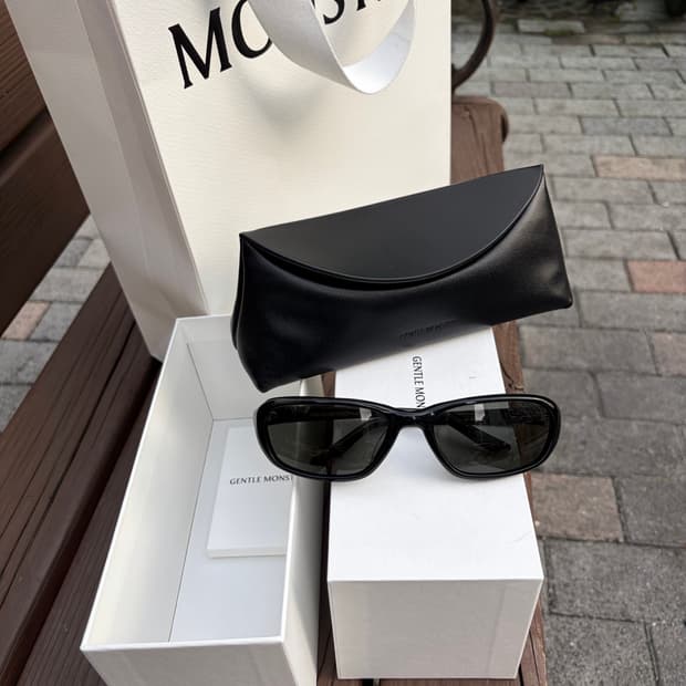 젠틀몬스터 HILLS