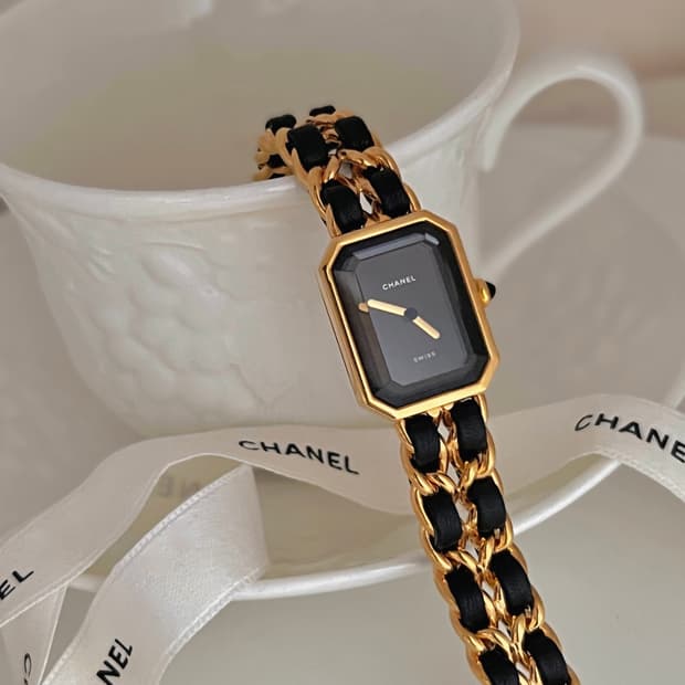 샤넬 프리미에르 시계 (M 사이즈) /정품감정.케어 