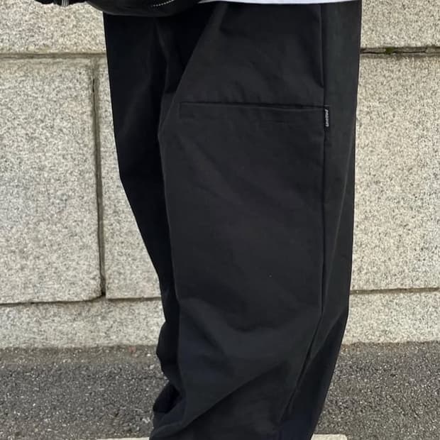 언타이틀드아이딜 사이드포켓 와이드 팬츠 블랙