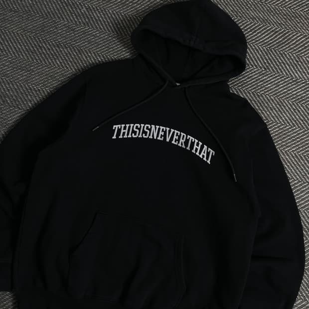 디스이즈네버댓 아치로고 박시핏 후드 티셔츠 y 3701