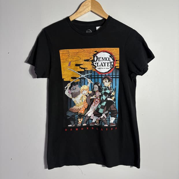 애니플렉스 귀멸의칼날 캐릭터 프린팅 반팔티