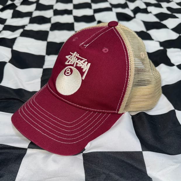 스투시 8볼 트러커 캡