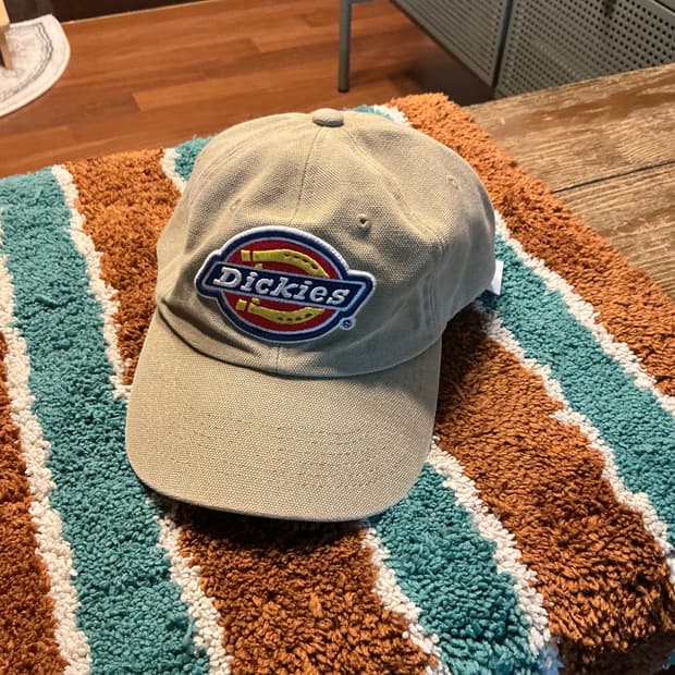 디키즈 워시드 볼캡 베이지