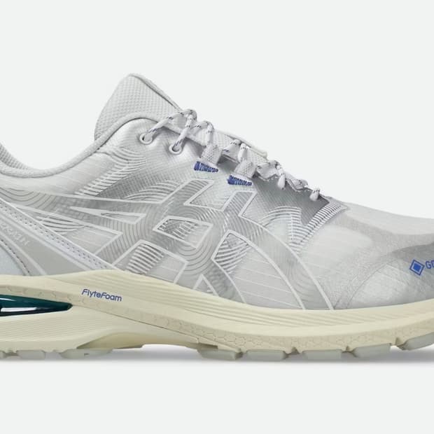 아식스 젤-터레인 GTX 화이트/퓨어 실버 270mm 새상품