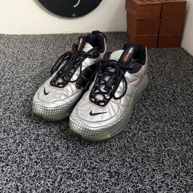 나이키 MX-720-818 '메탈릭 실버' (Nike MX-720-818